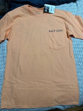 Salt Life Short Sleeve Pocket Tee in Peach